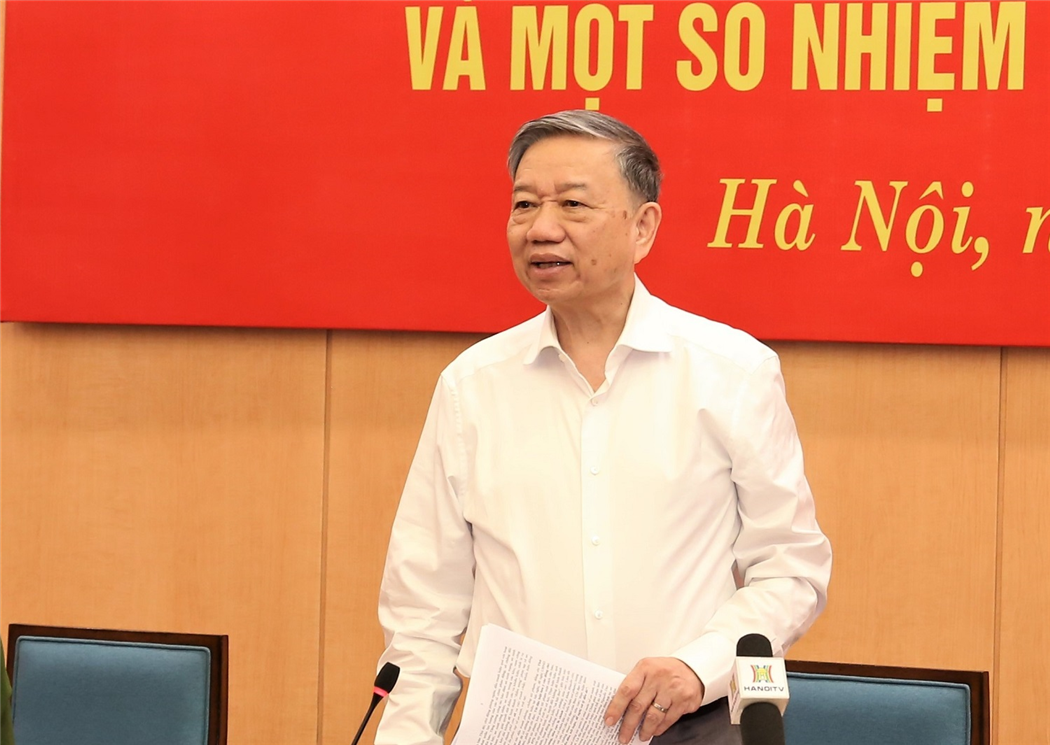 Bộ trưởng Tô Lâm làm việc với lãnh đạo TP Hà Nội về công tác bảo đảm an ninh trật tự trên địa bàn Thủ đô.